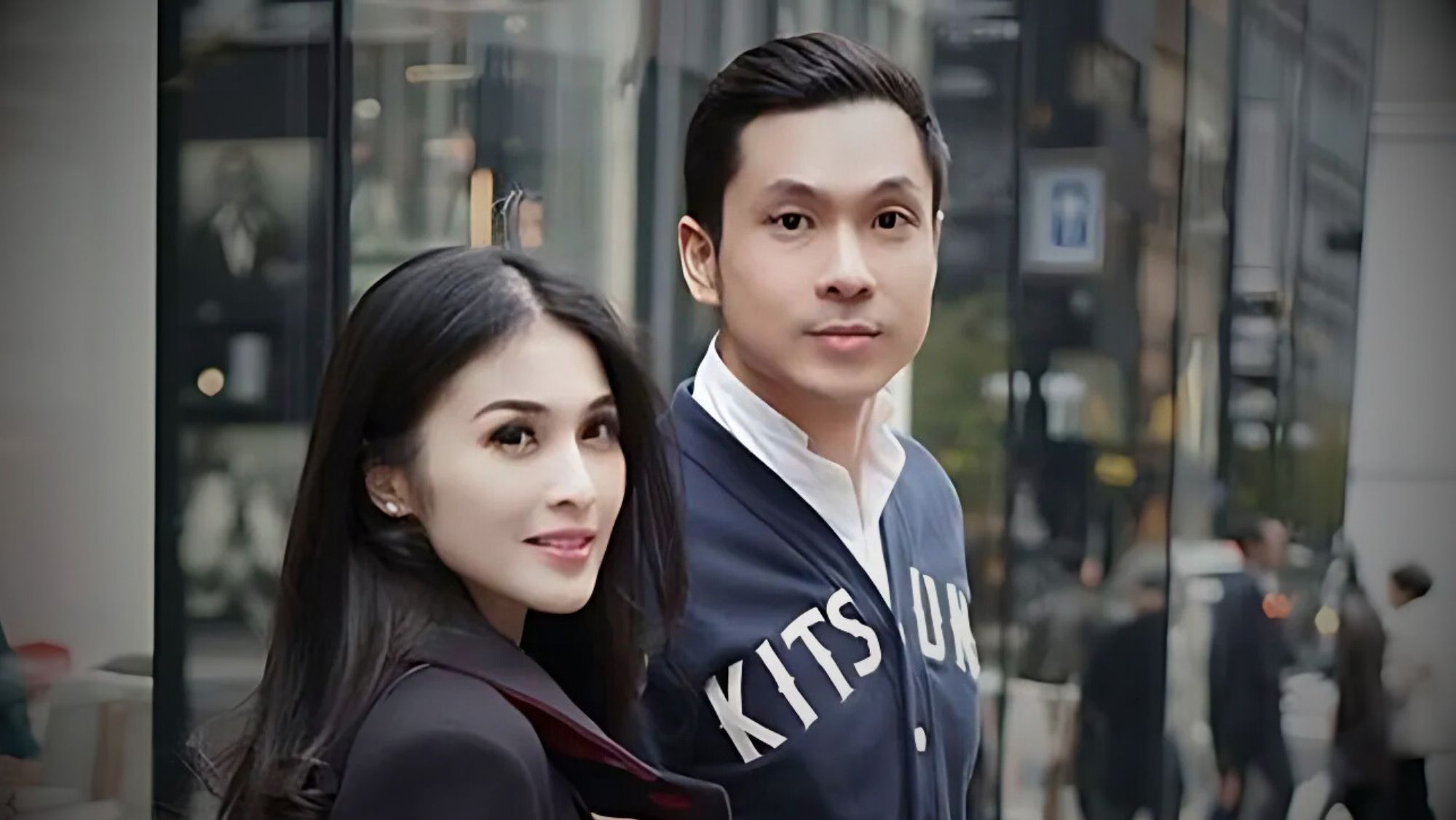 30_Harvey Moeis dan Sandra Dewi