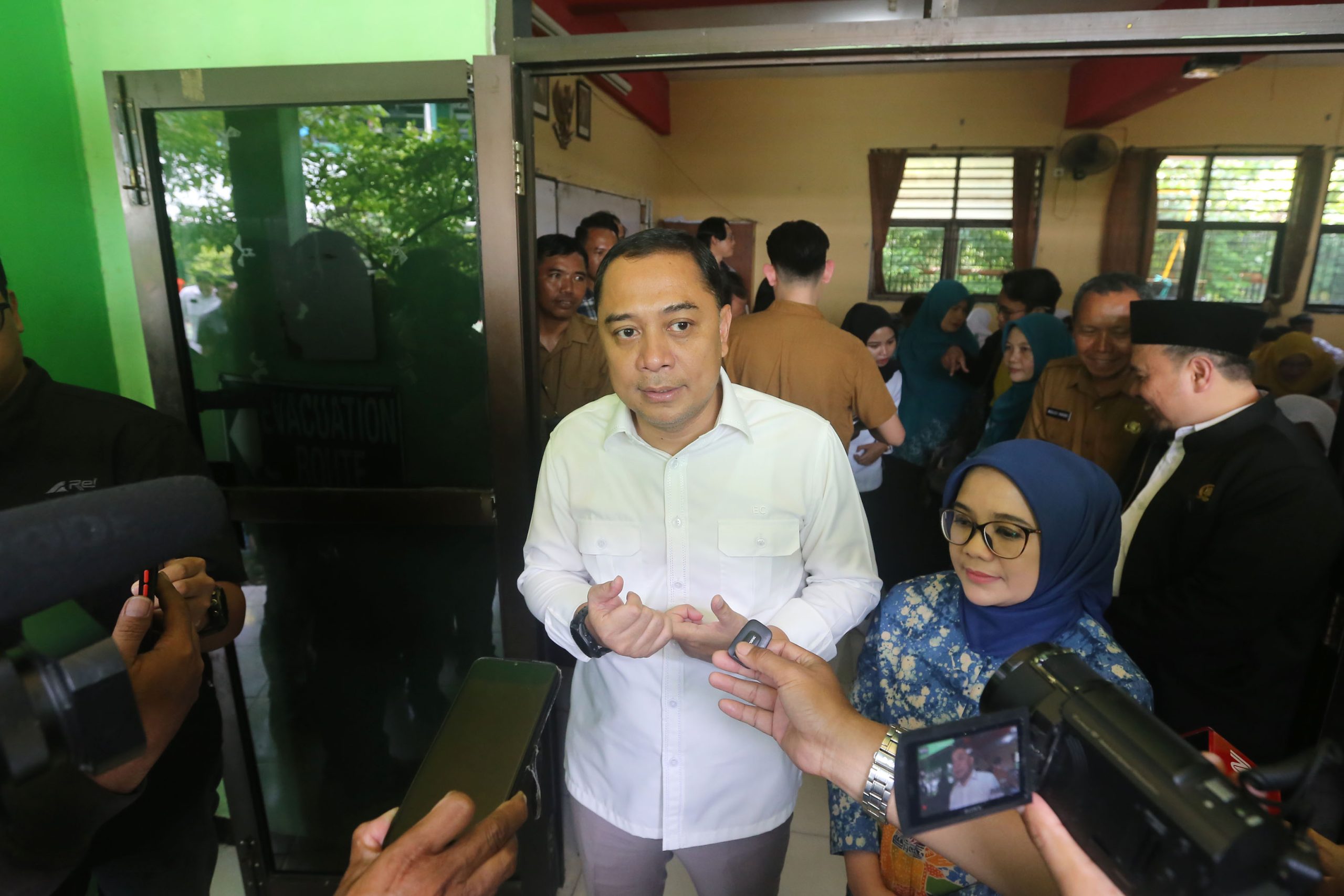 Wali Kota Surabaya Eri Cahyadi (4)