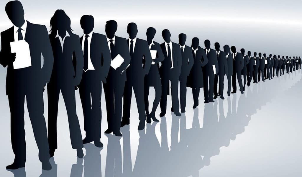 1.-a-lot-of-job-seekers