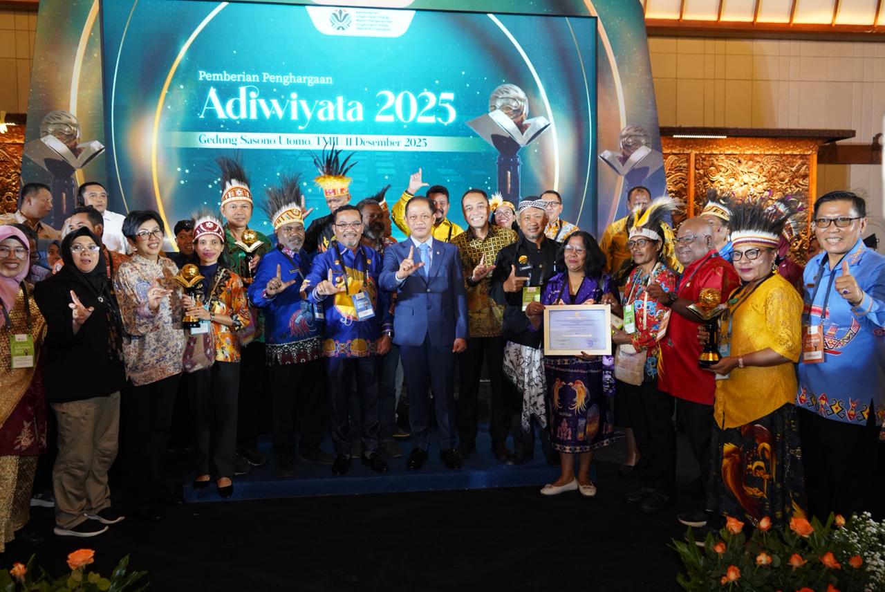 Dok Penghargaan Adiwiyata 2025-12-12 at 08.29.39