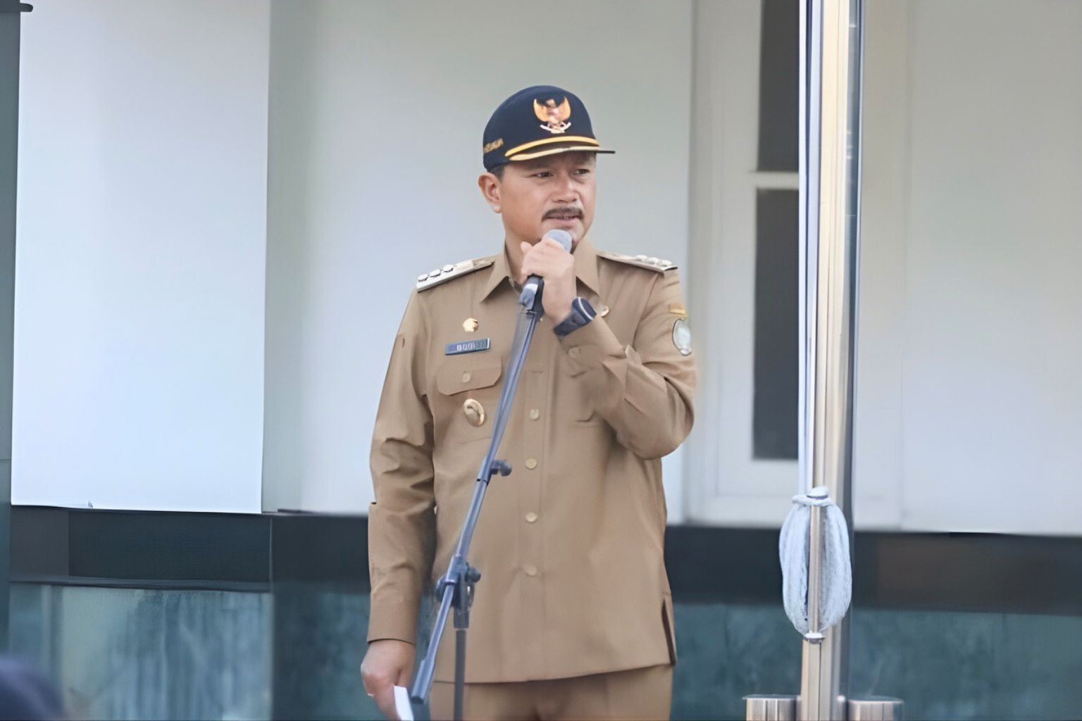 Wali Kota Madiun Maidi