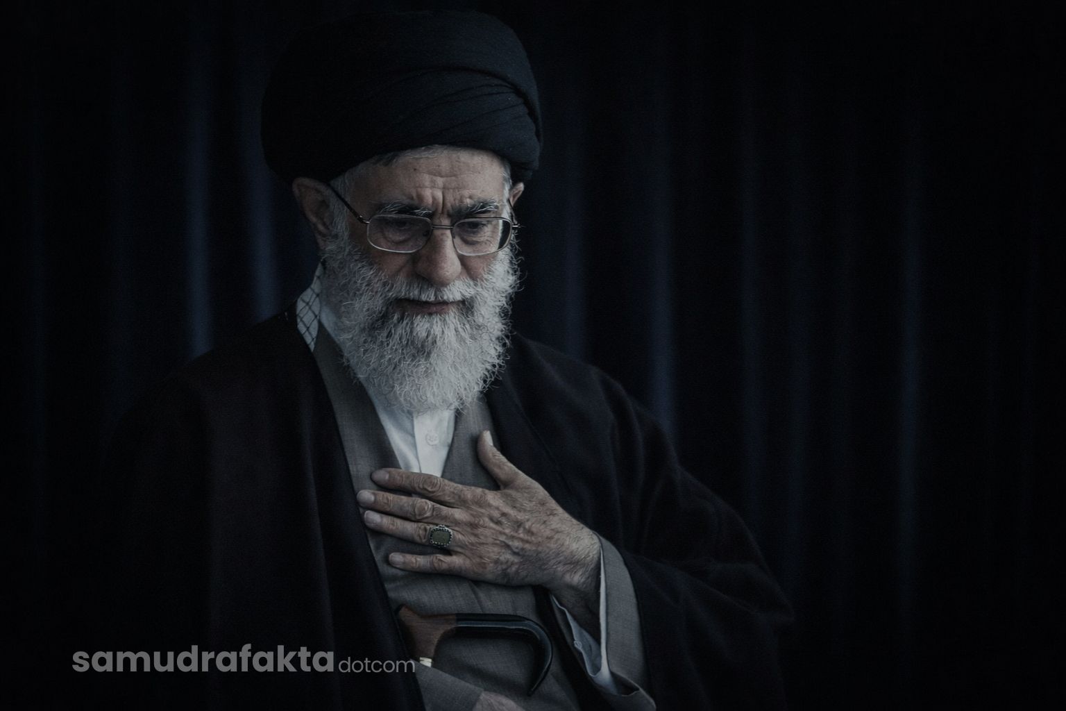 01_SF_KHAMENEI WAFAT