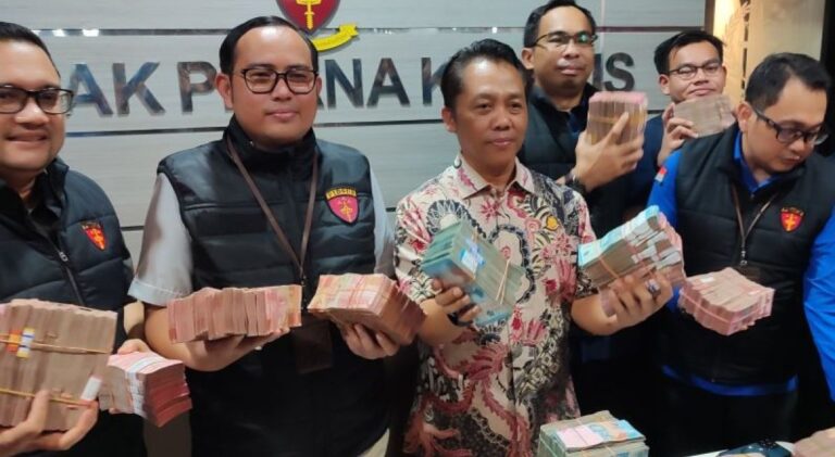 Kepala Dinas ESDM Jatim