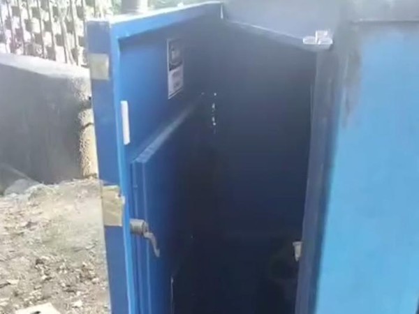 Perangkat lampu merah di Pegirian