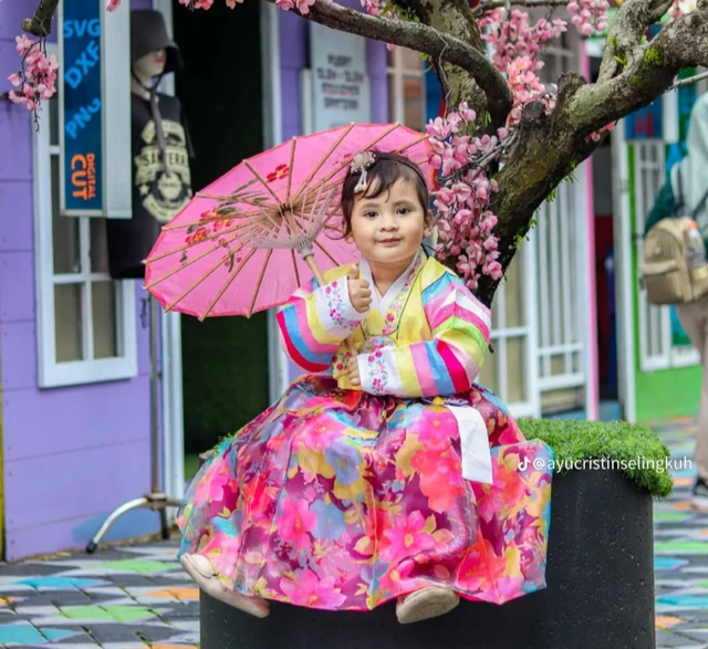 Viral Ibu di Surabaya