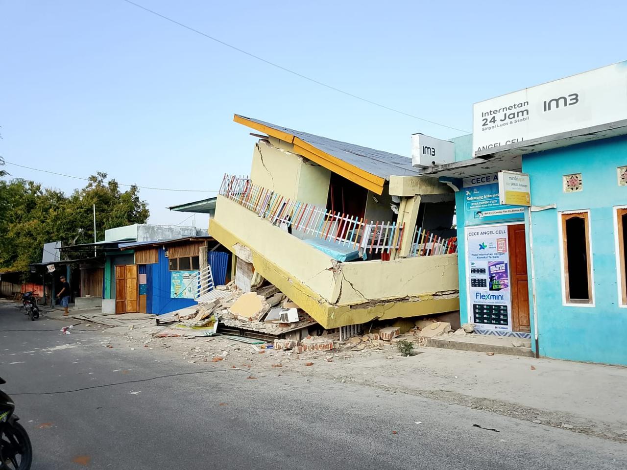 Korban gempa NTT