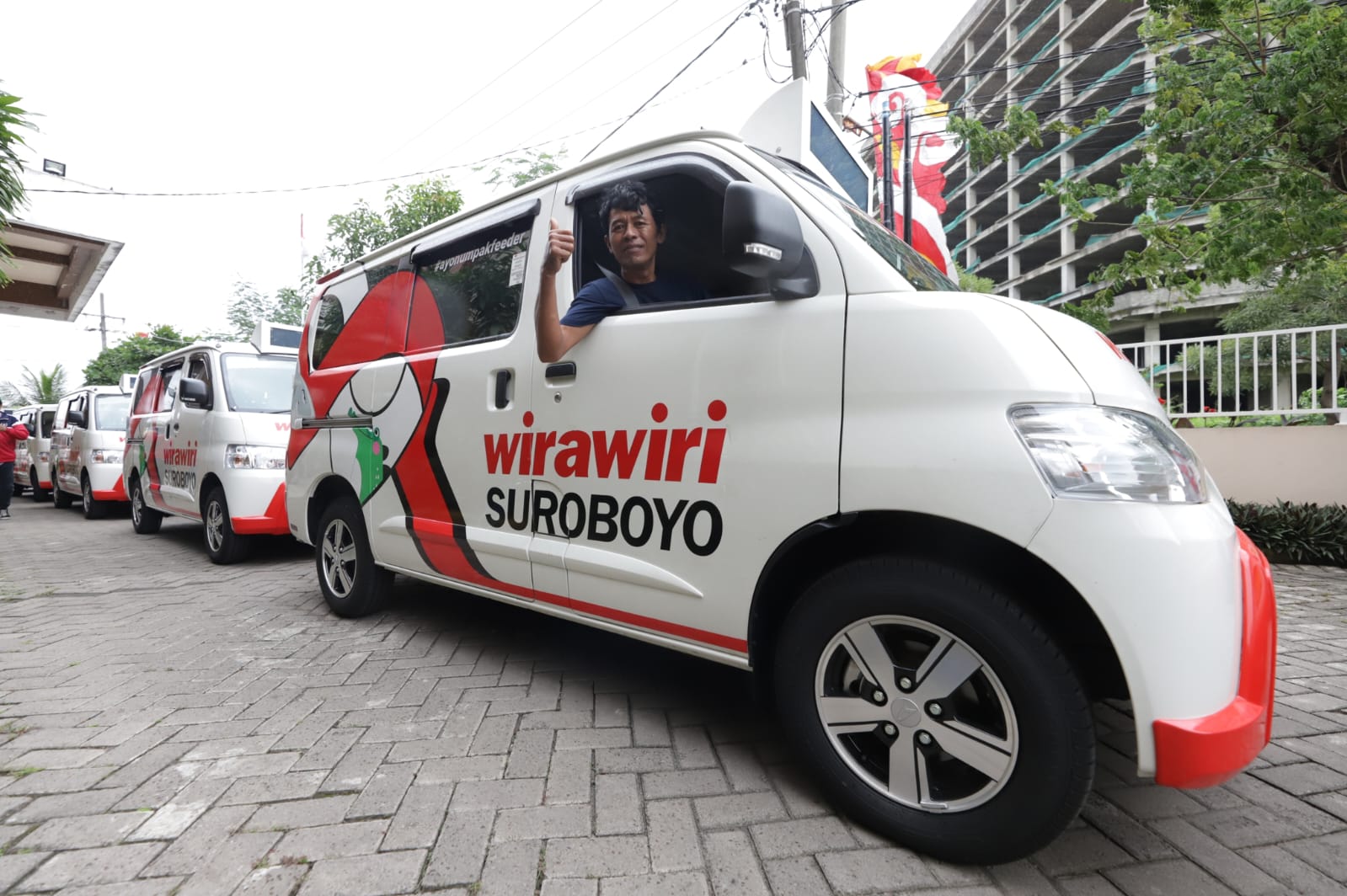 Naik Transportasi Publik di Surabaya Cuma Rp81