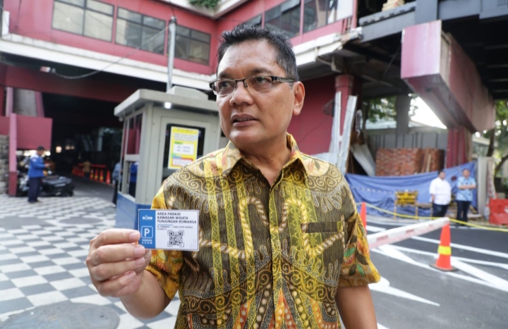 Oplus_131072 Parkir Tunjungan Romansa