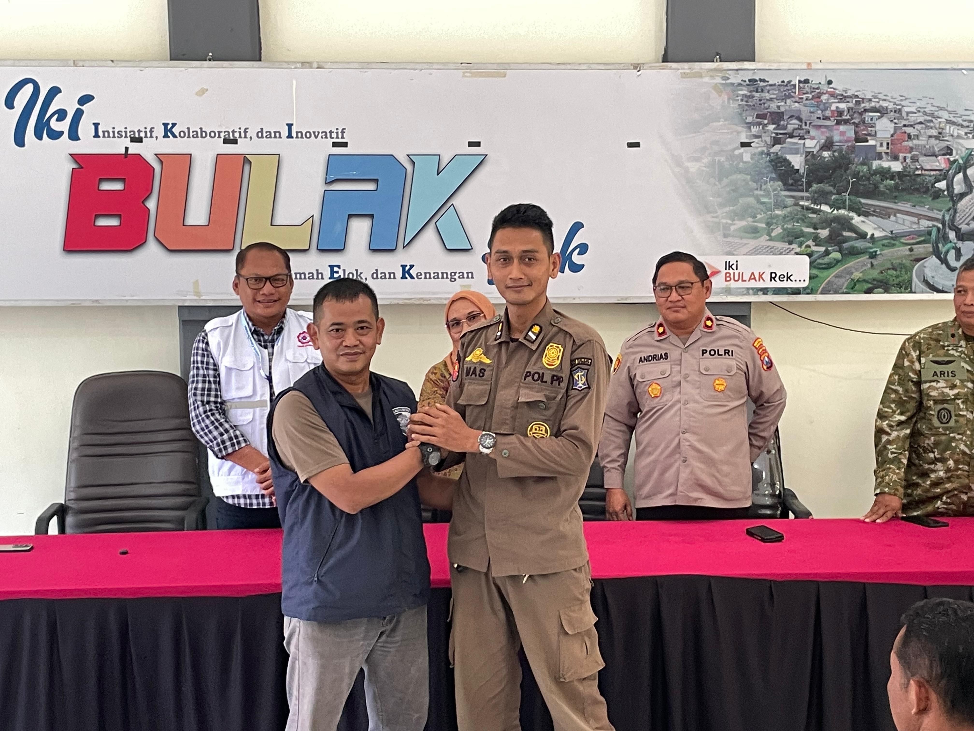 IMG-080540 Viral Satpol PP Surabaya