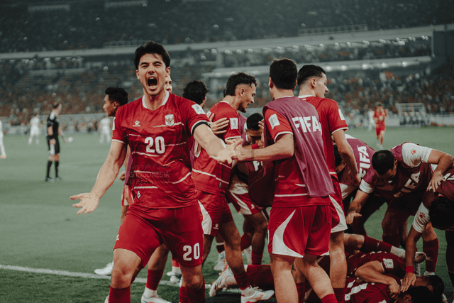 01M46EYRZS32X8Y187XF22913K Timnas Indonesia