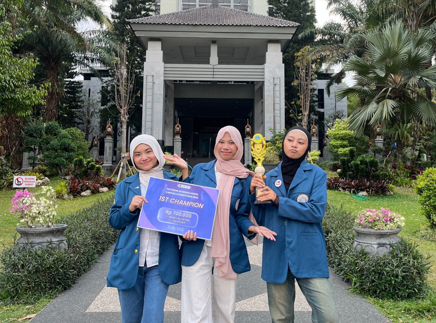 Mahasiswa Unair